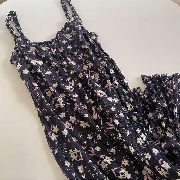 Billabong Flowy Floral Maxi-Dress - Picture 1 of 9